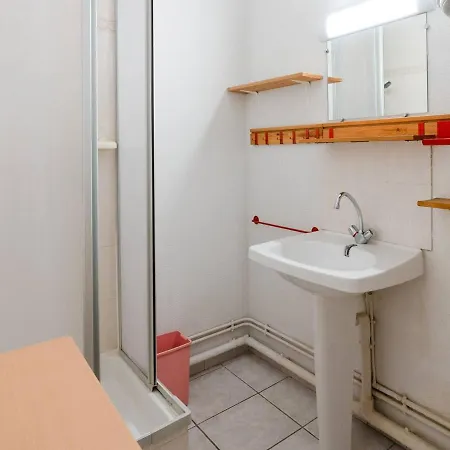 à Gruissan Avec Piscine - 4 Pers. - Fr-1-409a-8 * Narbonne