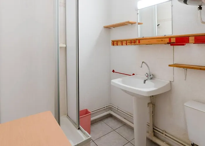 à Gruissan Avec Piscine - 4 Pers. - Fr-1-409a-8 * Narbonne