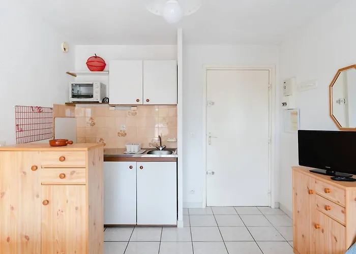 Apartment A Gruissan Avec Piscine - 4 Pers. - Fr-1-409a-8 *